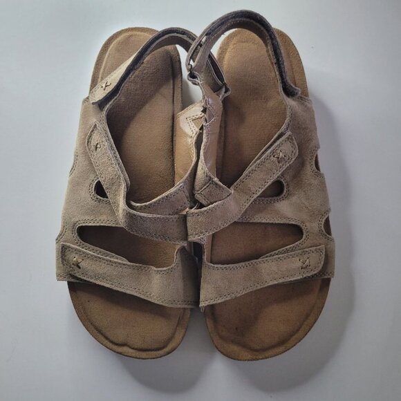 Cobbie Cuddlers Sandals Adjustable Strap Short‎ Wedge Brown Suade Womens 9 - Picture 11 of 11